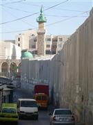 Abu Dis, auf der anderen Mauernseite Abu Dis, auf der anderen Mauernseite