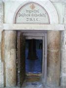 Bethlehem, einer der kleinen Eingänge der Geburtskirche