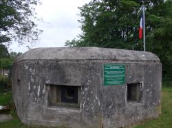 Blockhaus der Maginot-Linie am Saarkanal