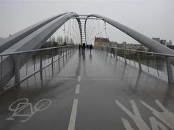 17.30: Staatsgrenze und Rhein-/ Dreiländerbrücke Huningue - Weil am Rhein (Deutschland)