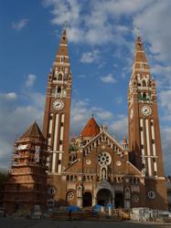 Szeged, Votivkirche und Demestriusturm
